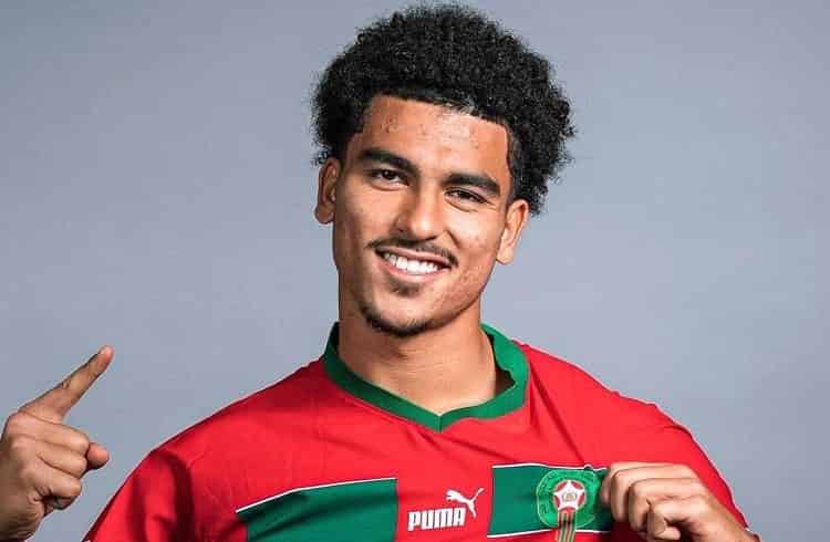 الجامعة تقف إلى جانب “أبوخلال” وتلجأ إلى القضاء ضد موقع إلكتروني مغربي اتهمه ب”التطرف الديني”