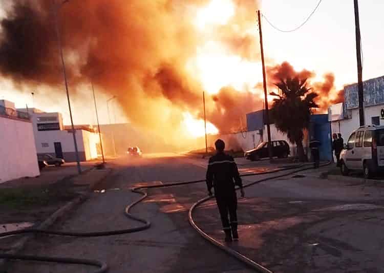 سلطات المحمدية تعلن السيطرة على حريق محطة تخزين الغاز دون تسجيل خسائر بشرية”فيديو”