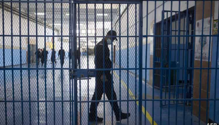اعتقال ضابط شرطة و أمنيين في قضية وفاة الشاب ياسين الشبلي