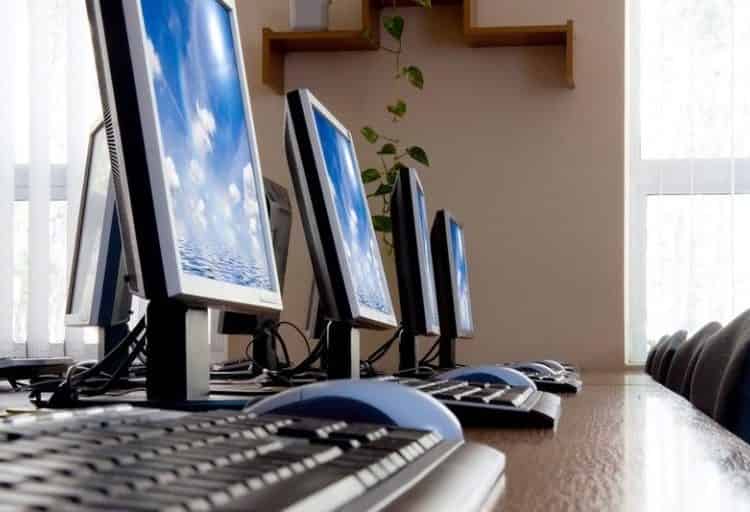 تجهيز 14 ألف مؤسسة تعليمية في انتظار ربط جميع المؤسسات بشبكة الانترنت