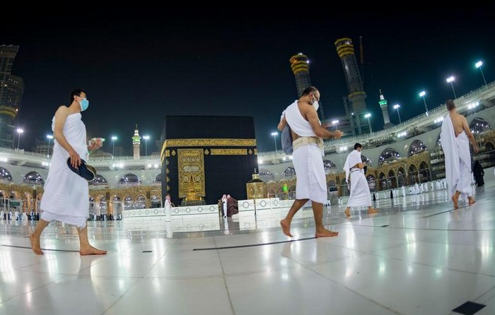 موسم الحج 1444.. دعوة الحجاج إلى استلام شهادة الانتقاء