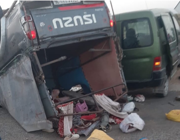 اشتوكة:اصطدام بين سيارتين يخلف 27 جريحا
