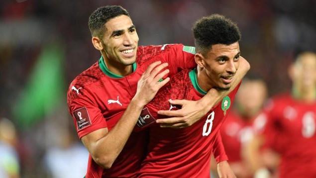 الركراكي يؤكد غياب حكيمي و أوناحي عن مباراة البيرو