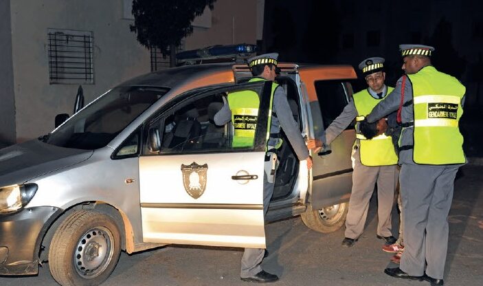 فيديو مواجهة بين “جانح والدرك” يجر صاحب صفحـة “فايسبوكيـة” للتحقيق