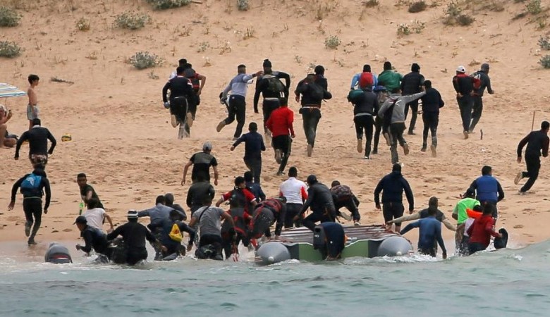 الامن يفشل مخططا للهجرة السرية بمصب واد سوس