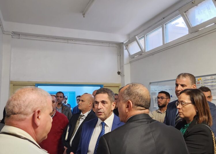 والي سوس ماسة يعقد اجتماعا طارئا حول وضعية المستشفى الجهوي الحسن الثاني بأكادير