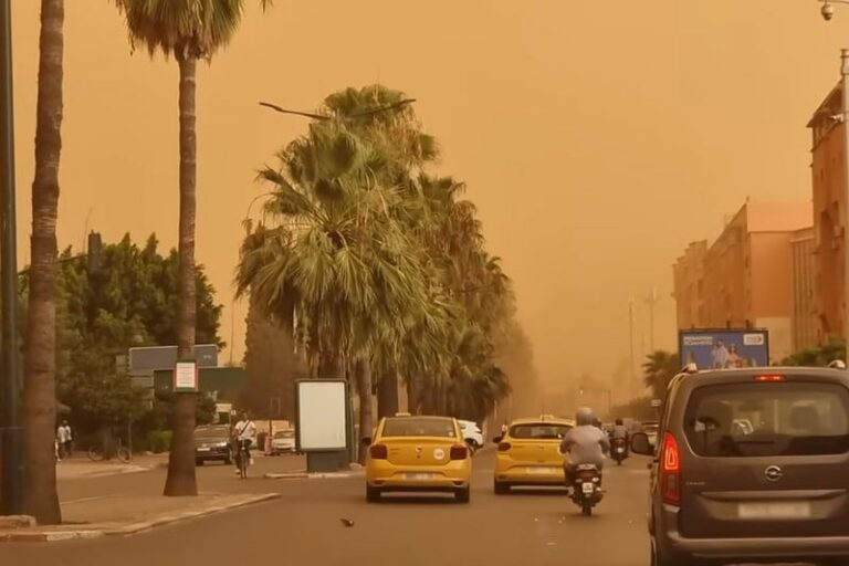 يوعابد: الزوابع الرملية ليست جديدة بالمغرب والدار البيضاء شهدت أعنفها عام 1968