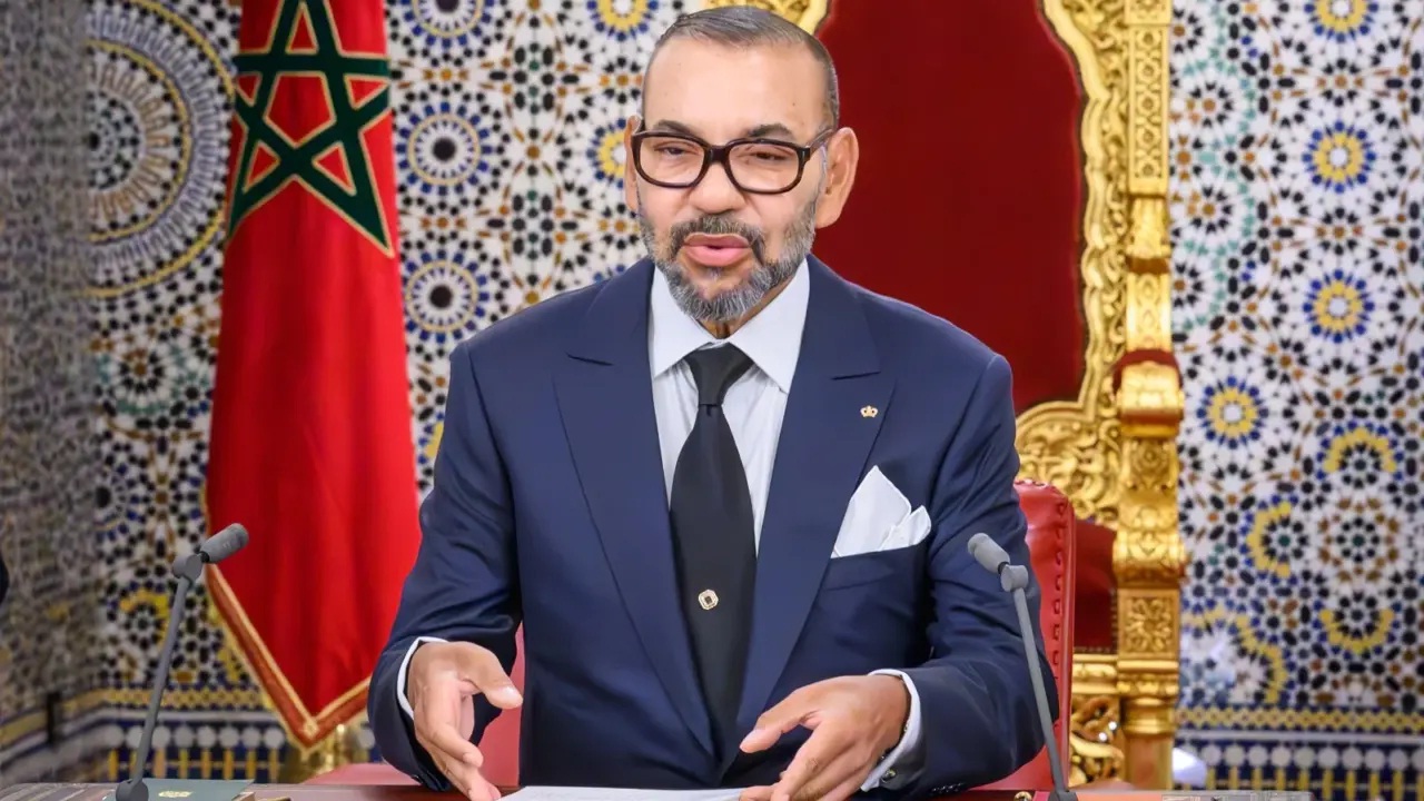 مناظرة الرباط الدولية..جلالة الملك يذكر بضرورة تجديد التزام كوني لحماية حقوق الأفراد والجماعات