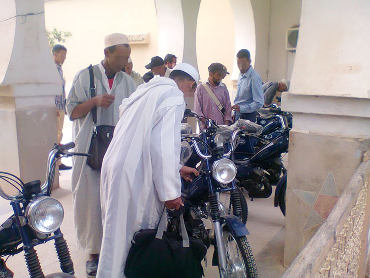 مجهولون يعنفون عون سلطة بتزنيت