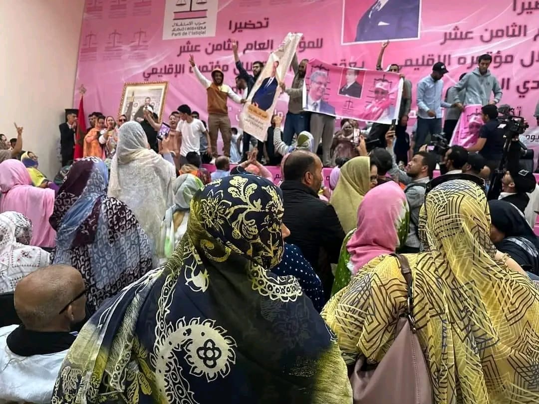 اشتباكات بين تيار الخطاط ينجا وتيار ولد الرشيد تؤجل مؤتمر حزب الإستقلال بالداخلة
