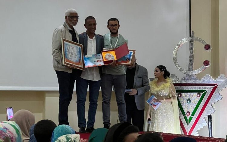 الزميل حفيظ مركوك يتوج بجائزة المرحوم عبد العزيز البيض للصحافة الالكترونية