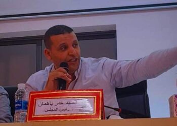 إشادة بمناقشة رئيس جماعة لخصاص حصيلة عمله مع المواطنين
