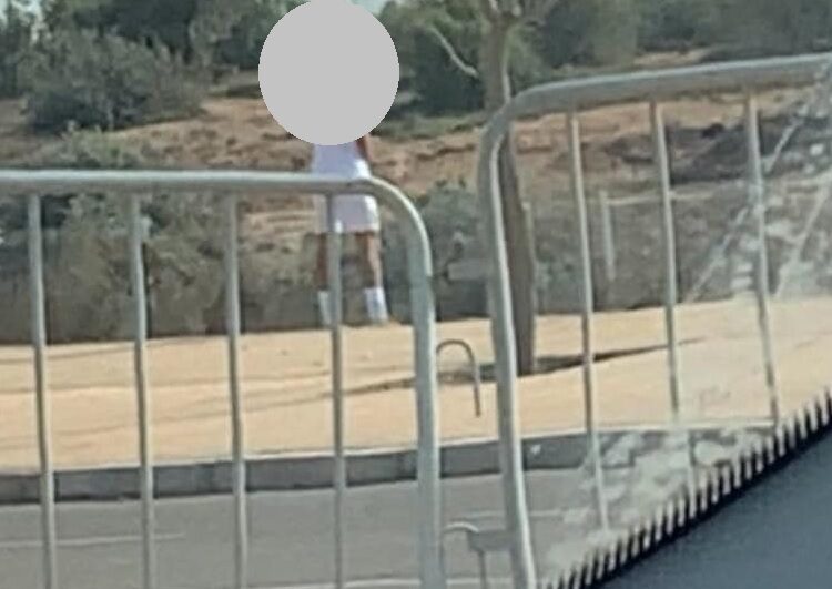 “انعدام المراحيض في ملعب التداريب: مشكلة تُثقل كاهل حسنية أكادير”