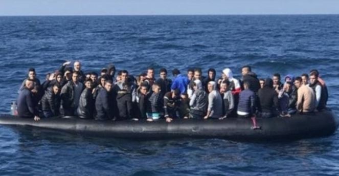 عملية استباقية لبني أنصار: إجهاض هجرة غير شرعية وتوقيف 72 مرشحًا مغربيًا