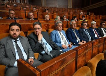 مستقبل الشباب المغربي في الميزان: الأغلبية البرلمانية تدعو لتحرك حكومي عاجل