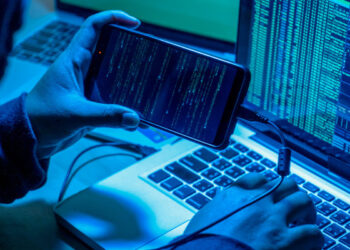 عصابة تقرصن بنكا وتحول ازيد من 3 مليارات سنتيم لحساب بنكي في انزكان