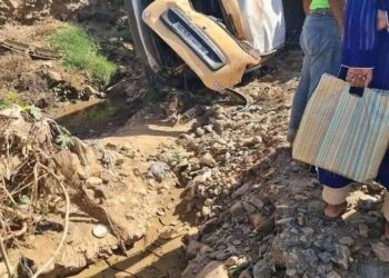 وفاة سائق سيارة اجرة واصابة مرافقيه في حادث مؤسف بشيشاوة