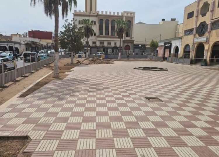 تخفيف الضغط المروري بإنزكان: مشروع جديد لتحويل ساحة بئر أنزران إلى مربد سيارات