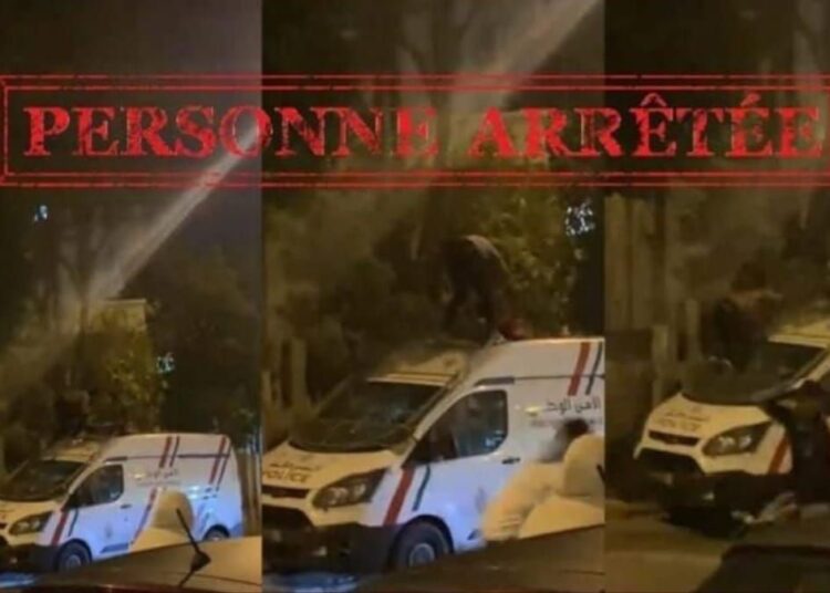 الشرطة توقف شخصاً أثار فوضى وصعد فوق سيارة أمنية بالدار البيضاء