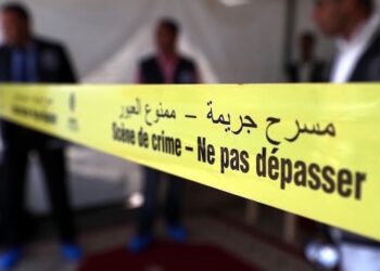 المؤبد و70 سنة سجنا لأفراد أسرة قتلو والدهم ودفنوه في جدار المنزل