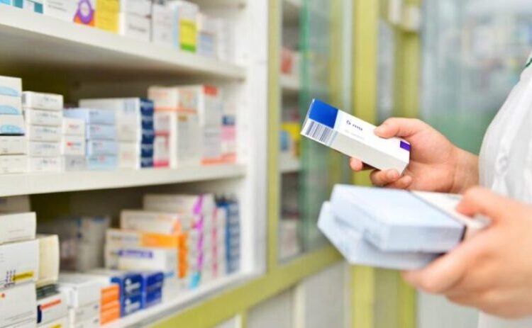 وزير الصحة يعلن عن تخفيض أسعار 190 دواء