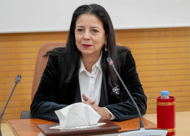 ورش تفعيل الطابع الرسمي للغة الأمازيغية يشهد دينامية على مستوى جميع الإدارات العمومية