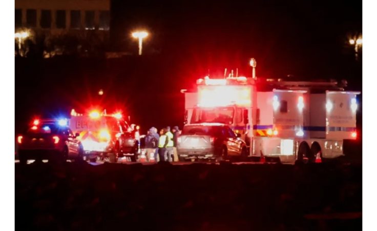 اصطدام بين مروحية عسكرية وطائرة مدنية في سماء واشنطن يخلف عشرات الضحايا