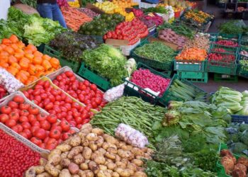 ارتفاع أسعار المواد الغذائية قبيل رمضان يثير قلق المستهلكين