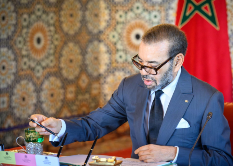 مجلة فرنسية: جلالة الملك محمد السادس يقود استراتيجية إفريقية جديدة