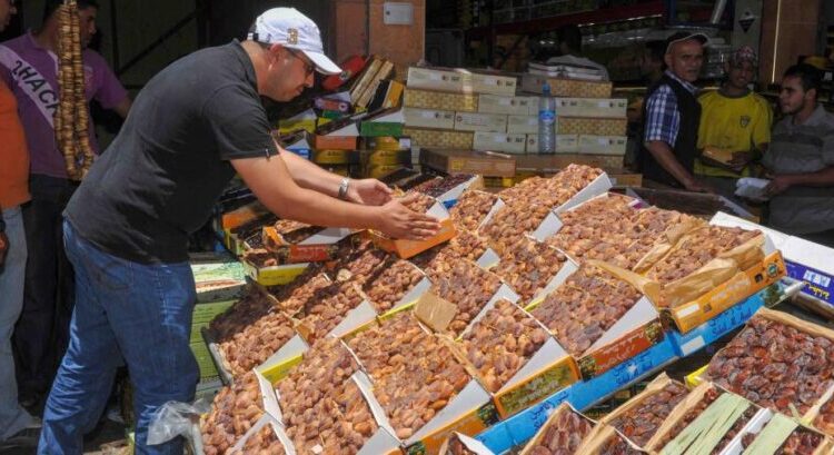 مع اقتراب شهر رمضان.. ارتفاع ملحوظ في أسعار التمور