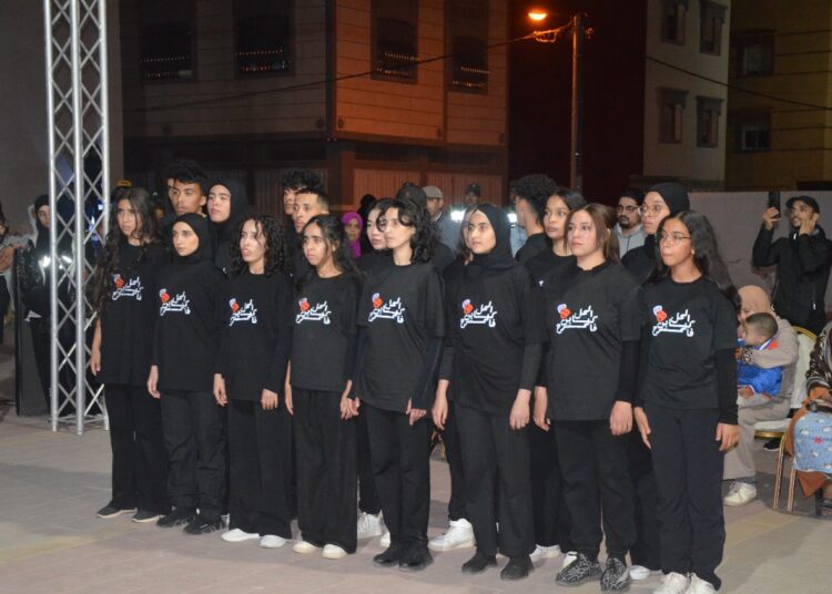 حين يتحدث الصمت.. “زحام وسكات” يبهر جمهور القليعة