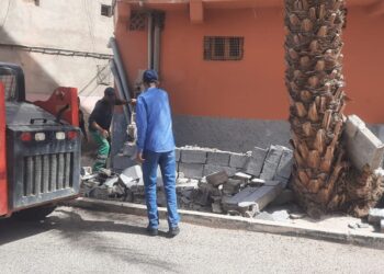 ايت ملول:السلطات المحلية بأزرو تشن حملة لإنهاء فوضى الاحتلال العشوائي للملك العمومي