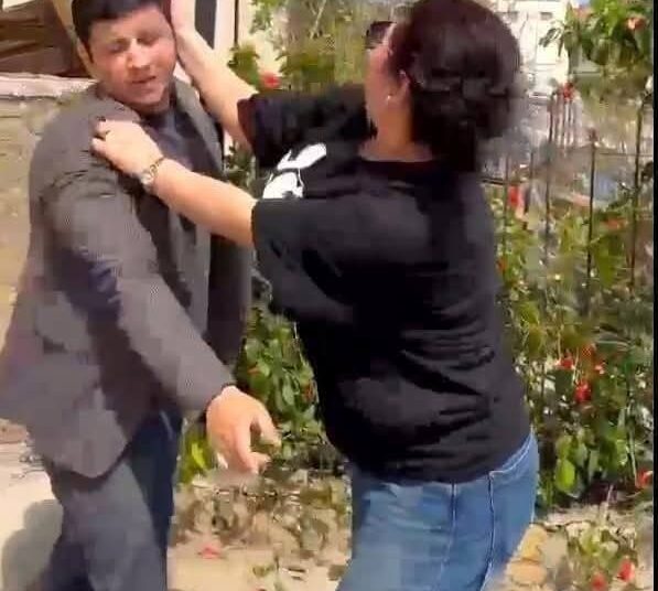 محامي السيدة التي صفعت قائد تمارة : ” موكلتي حامل في شهرها الثالث ونسعى لتأكيد تعرضها للإجهاض بسبب الحادث “.