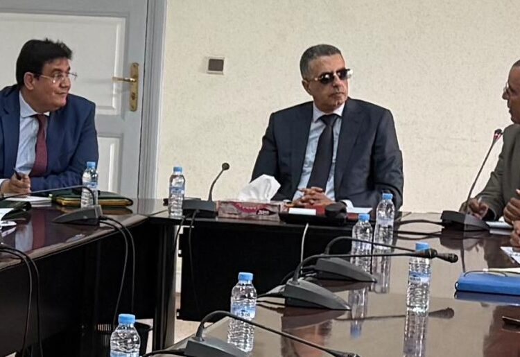 عامل اشتوكة أيت باها يترأس جلسة عمل لتسريع مشروع تثنية طريق بيوكرى – المطار