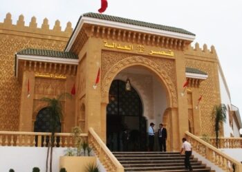 أمر قضائي بإحضار ابنة وزير أول أسبق بالقوة في قضية اختلاس دعم فلاحي