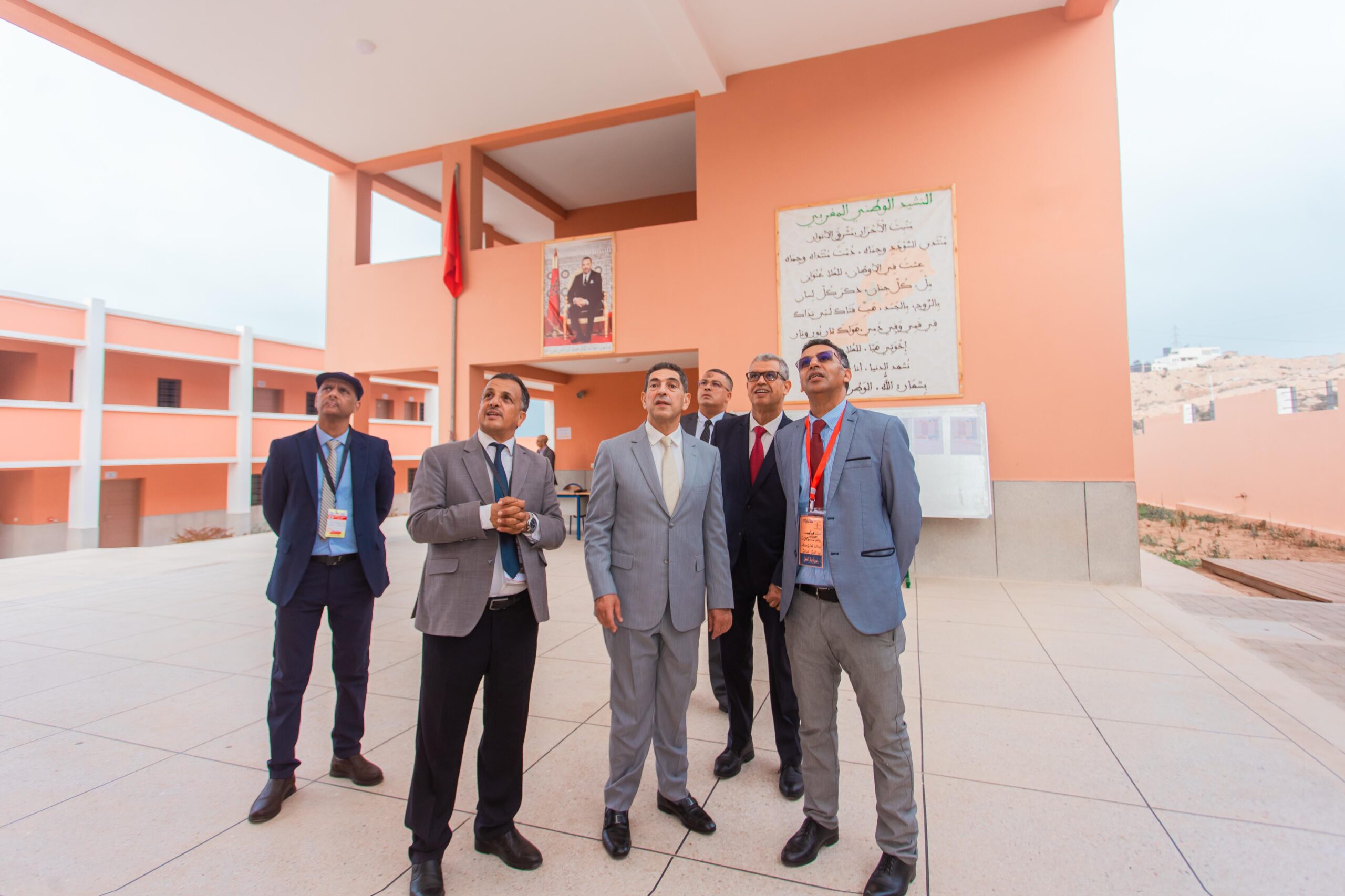 امتحانات البكالوريا 2025…الوالي أمزازي يشرف على انطلاق امتحانات البكالوريا على مستوى المديرية الإقليمية للتربية الوطنية أكادير إداوتنان