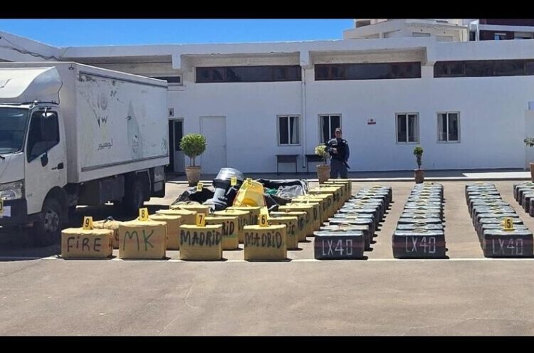 ضربة موجعة لمافيا المخدرات: إحباط تهريب دولي ضخم بتغازوت.