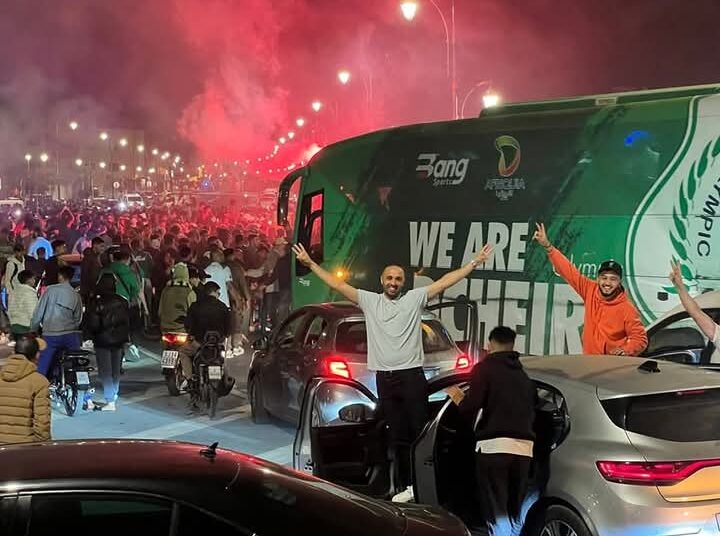 بعد تحقيق الصعود .. استقبال خرافي لفريق اولمبيك الدشيرة فجر السبت (صور)