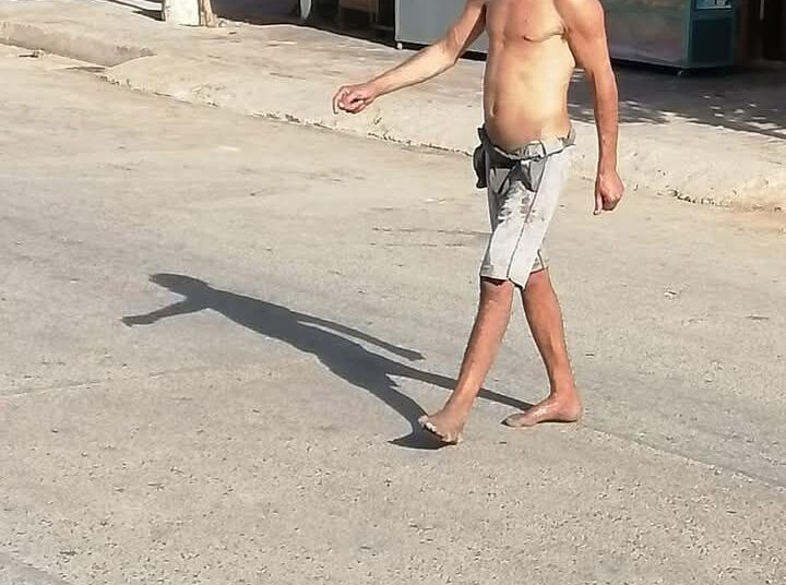 مختل عقليًا ينهي حياة رجل بطريقة مروعة قرب سوق السمك بتارودانت