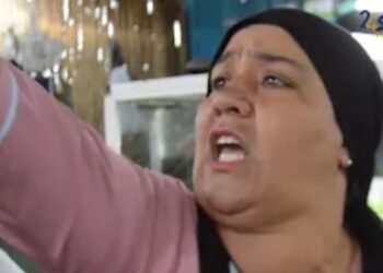 احتجاج مسيري محلات سوق السمك باب المرسى (فيديو)