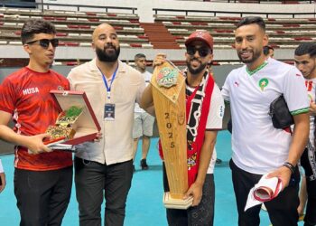 جمهور حسنية أكادير يتوج بلقب “بطولة الجماهير” ويبهر المغرب بإبداعه