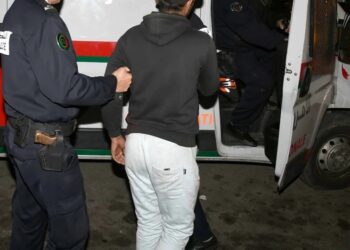 سلا: الشرطة توقف متهماً بسرقة سيارات وإلحاق خسائر بممتلكات الغير