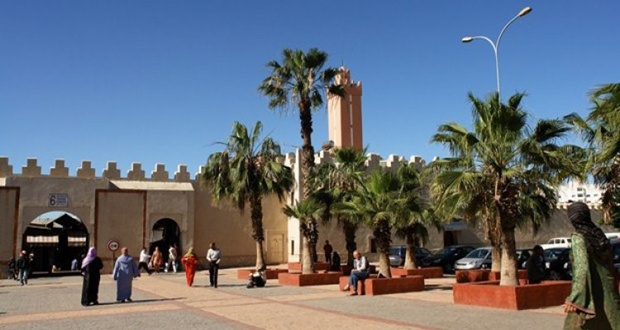 أزقة تتحول إلى مرابد عشوائية بجانب سوق الأحد بأكادير