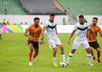 بركان تسحق أولمبيك الدشيرة برباعية نظيفة بملعب أدرار (صور)