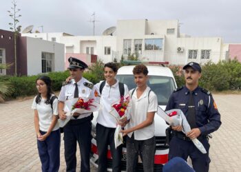 فعاليات مدنية بأكادير تطلق حملة تحسيسية لتعزيز القيم الوطنية ونبذ العنف والتخريب