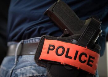 فتح بحث قضائي بالدار البيضاء بعد إقدام شرطي على قتل سيدة ومحاولة الانتحار