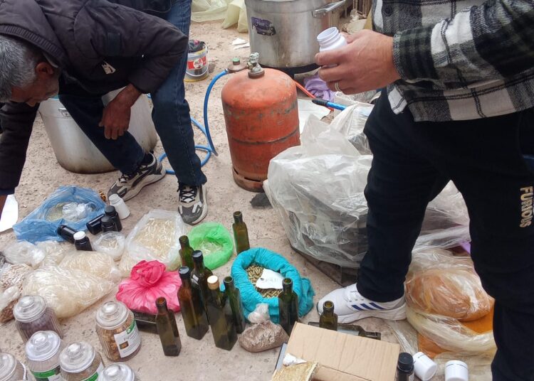 السلطة المحلية بالملحقة الإدارية 4 بأيت ملول تكشف عن مصنع سري للمراهم والمهيجات (صور)