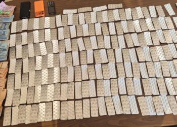 شرطة سلا توقف شخصين متورطين في ترويج المخدرات والمؤثرات العقلية