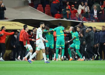 قنبلة.. الكاف يعتبر المغرب فائزا بكأس أفريقيا ويعلن رسميا هزيمة السينغال بثلاثة لصفر