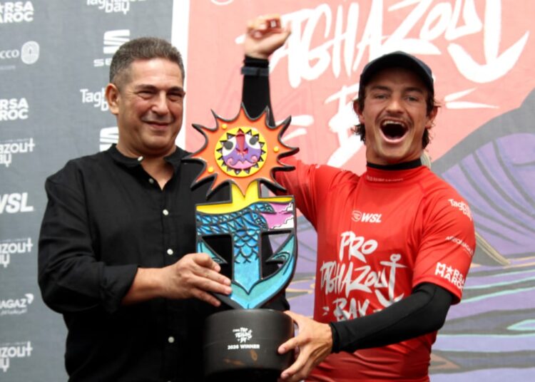 الوالي سعيد أمزازي يشرف على اختتام منافسة “Pro Taghazout Bay QS 4000” بشاطئ أنزا